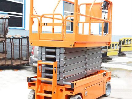 Self Propelled Scissor Lift