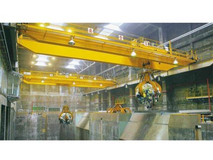 overhead crane with grab